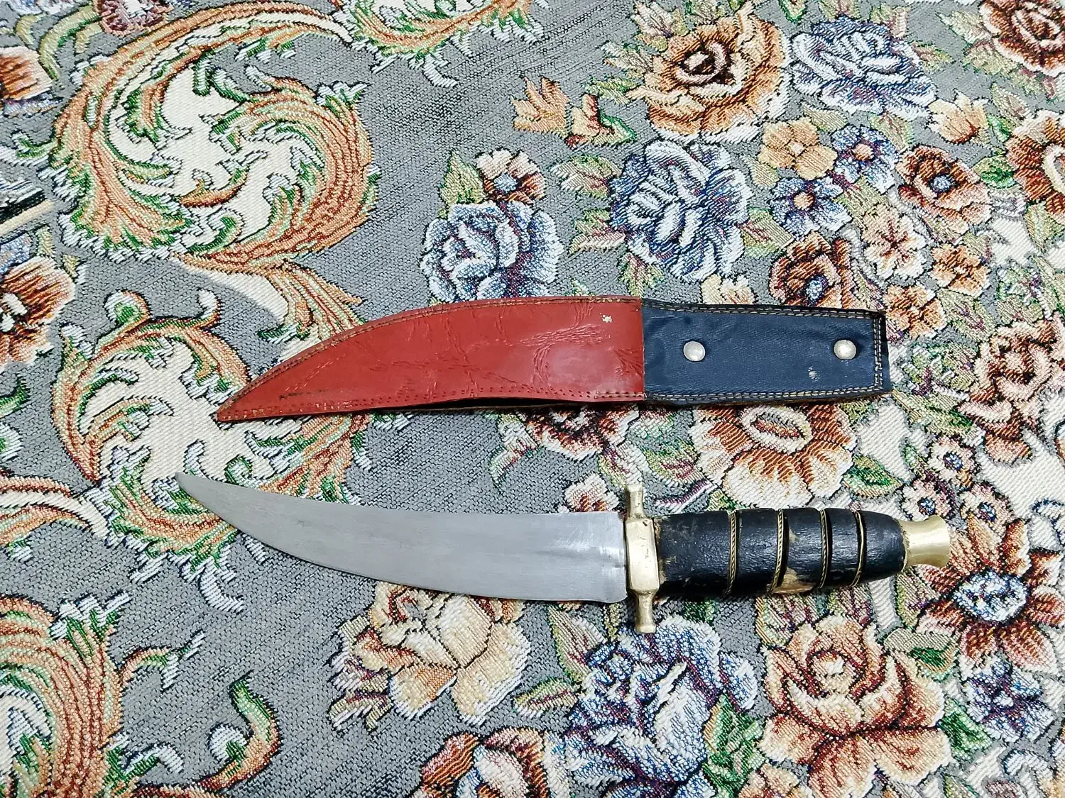 چاقو خنجر قاجار قدیمی برنج|کلکسیون اشیاء عتیقه|نسیم‌شهر, |دیوار