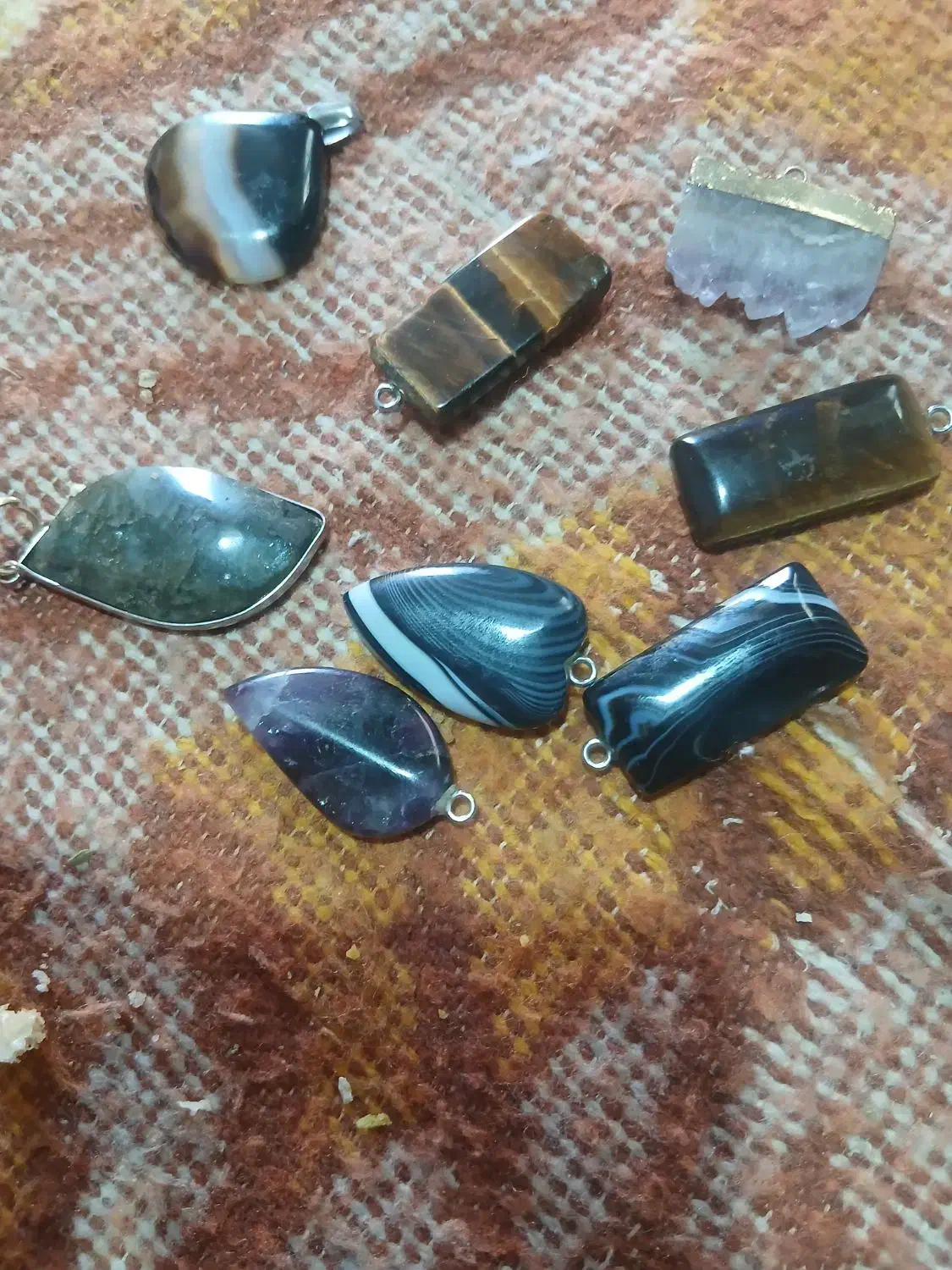 چنتا سنگ تراش اماد|جواهرات|بم, |دیوار