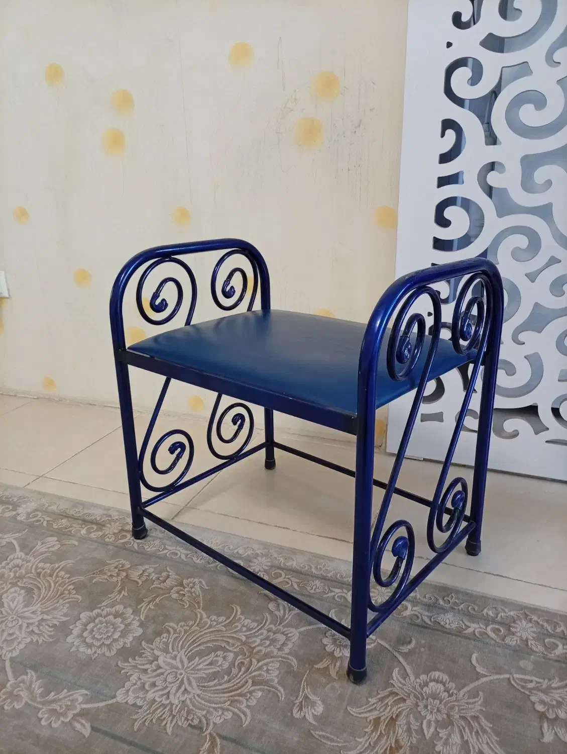 صندلی|صندلی و نیمکت|سنندج, |دیوار