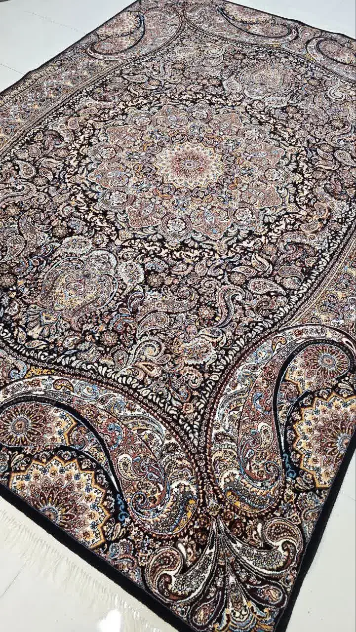 دو تخته فرش9متری700شانه سرمه‌ای|فرش|ایلام, |دیوار