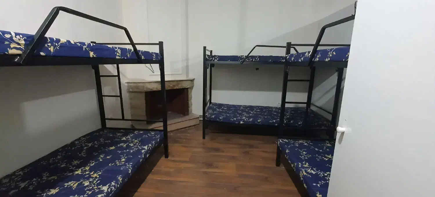 خوابگاه آقایان،پسرانه ترددآزادشعبه تجریش وباهنر|اجارهٔ کوتاهمدت آپارتمان و سوئیت|تهران, تختی|دیوار