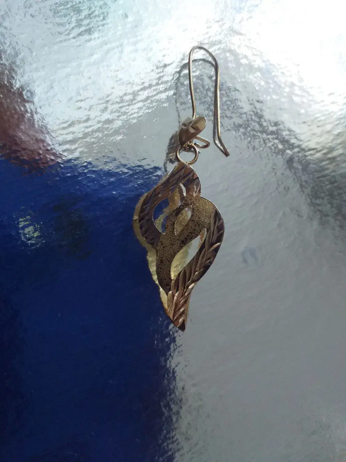 یک لنگه گوشواره گم شده،|جواهرات|مرند, |دیوار