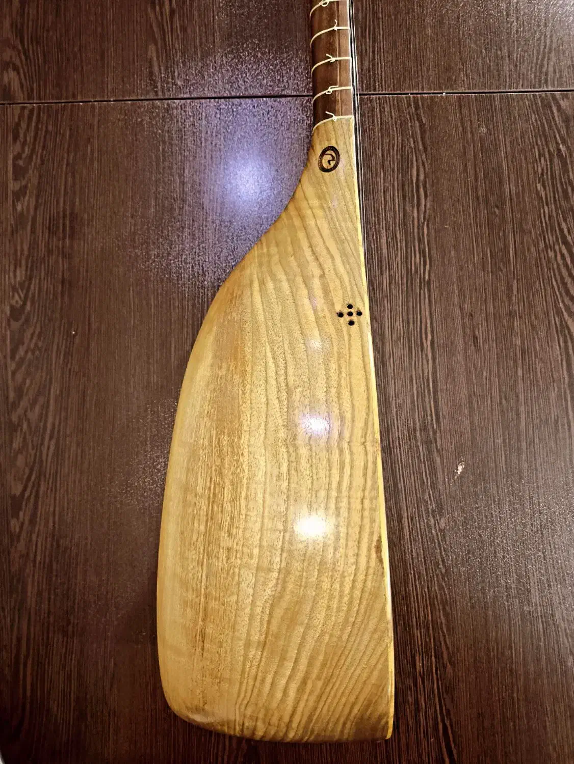 ساز|سازهای سنتی|اشتهارد, |دیوار