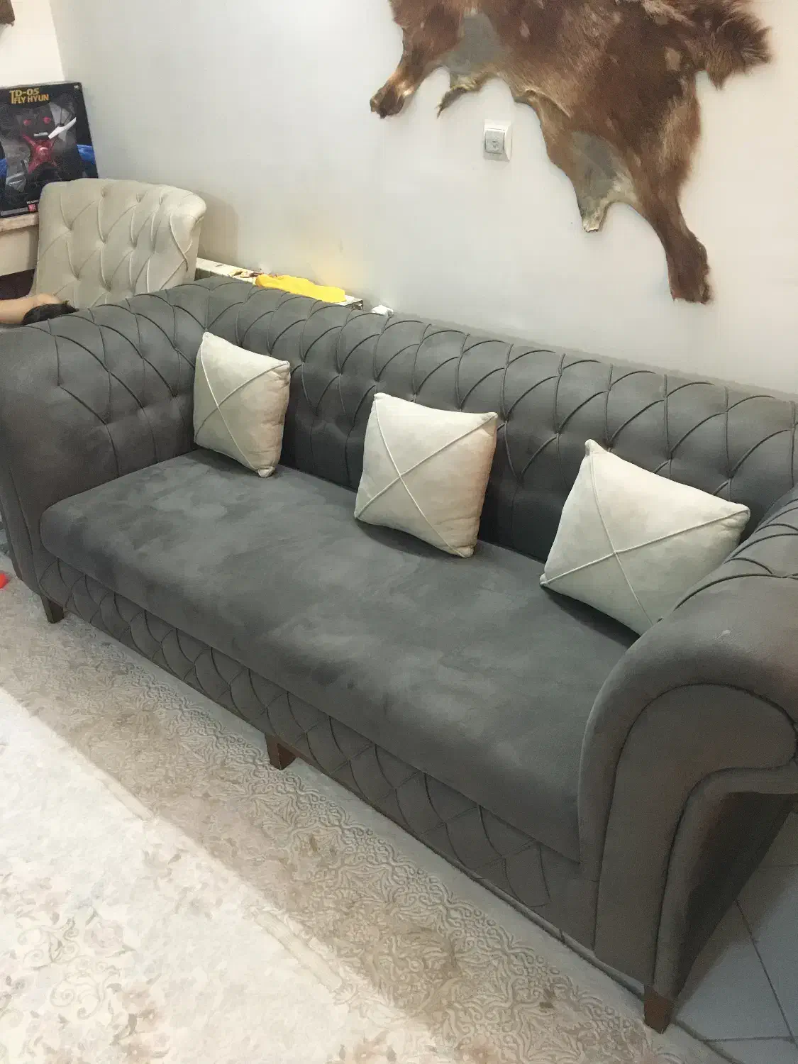 مبل چستر ۸ نفره|مبلمان خانگی و میز عسلی|پرند, فاز ۲|دیوار