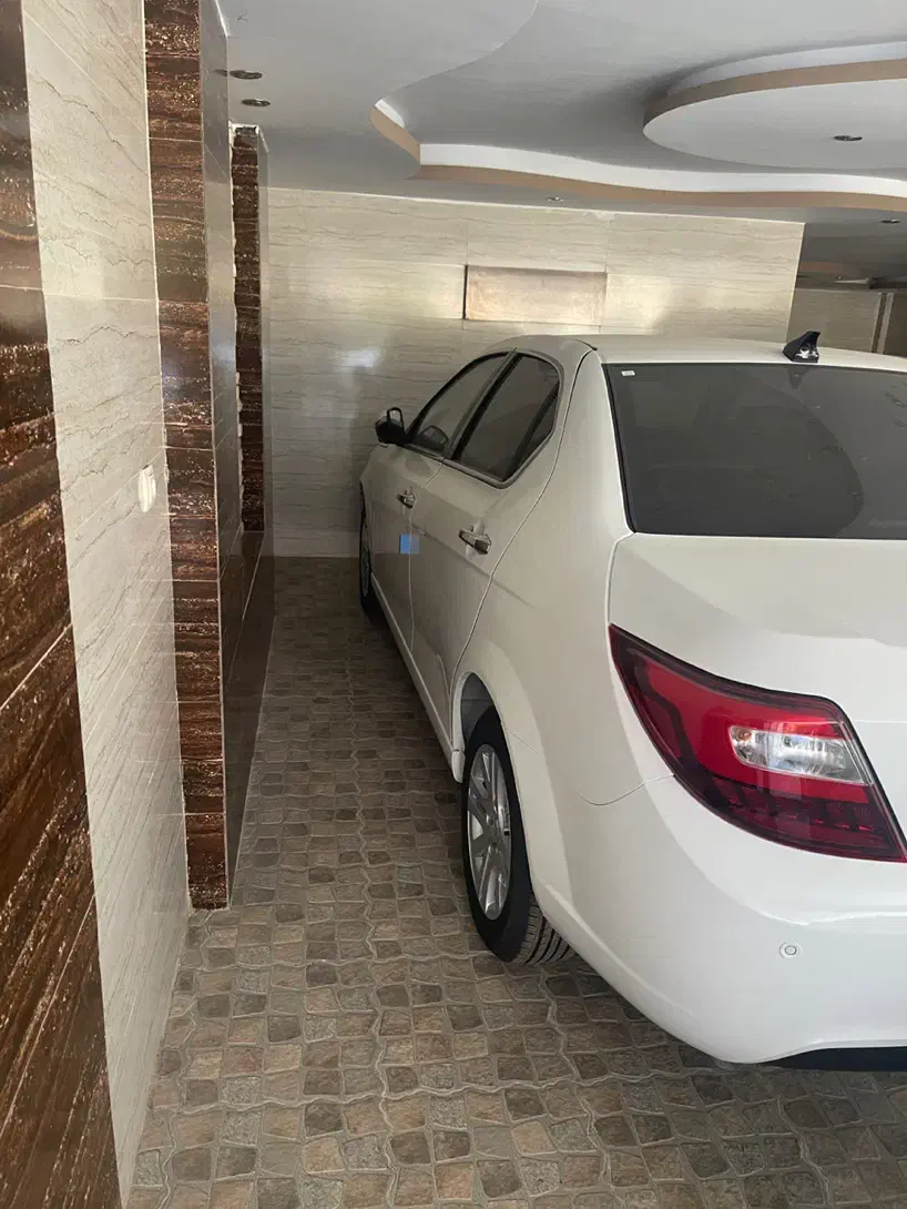 دنا پلاس۶ دنده-کارت طلایی مدل ۱۴۰۴-میدان ۱۷ شهریور|خودرو سواری و وانت|کرمانشاه, |دیوار