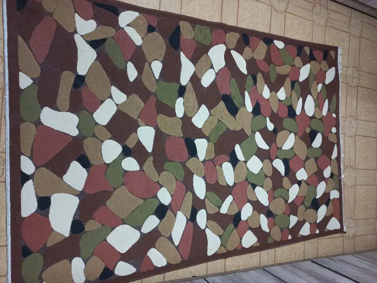 گلیم در حد نو|گلیم، جاجیم، گبه|همدان, |دیوار