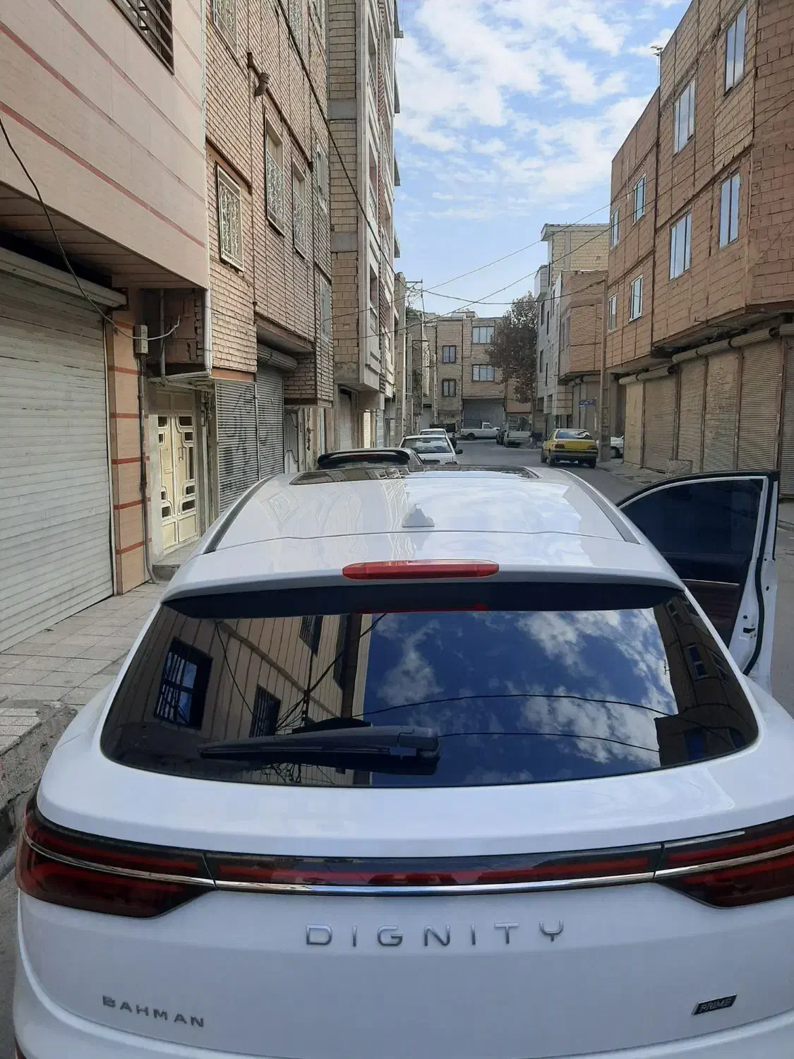 فروشی|خودرو سواری و وانت|نسیم‌شهر, |دیوار