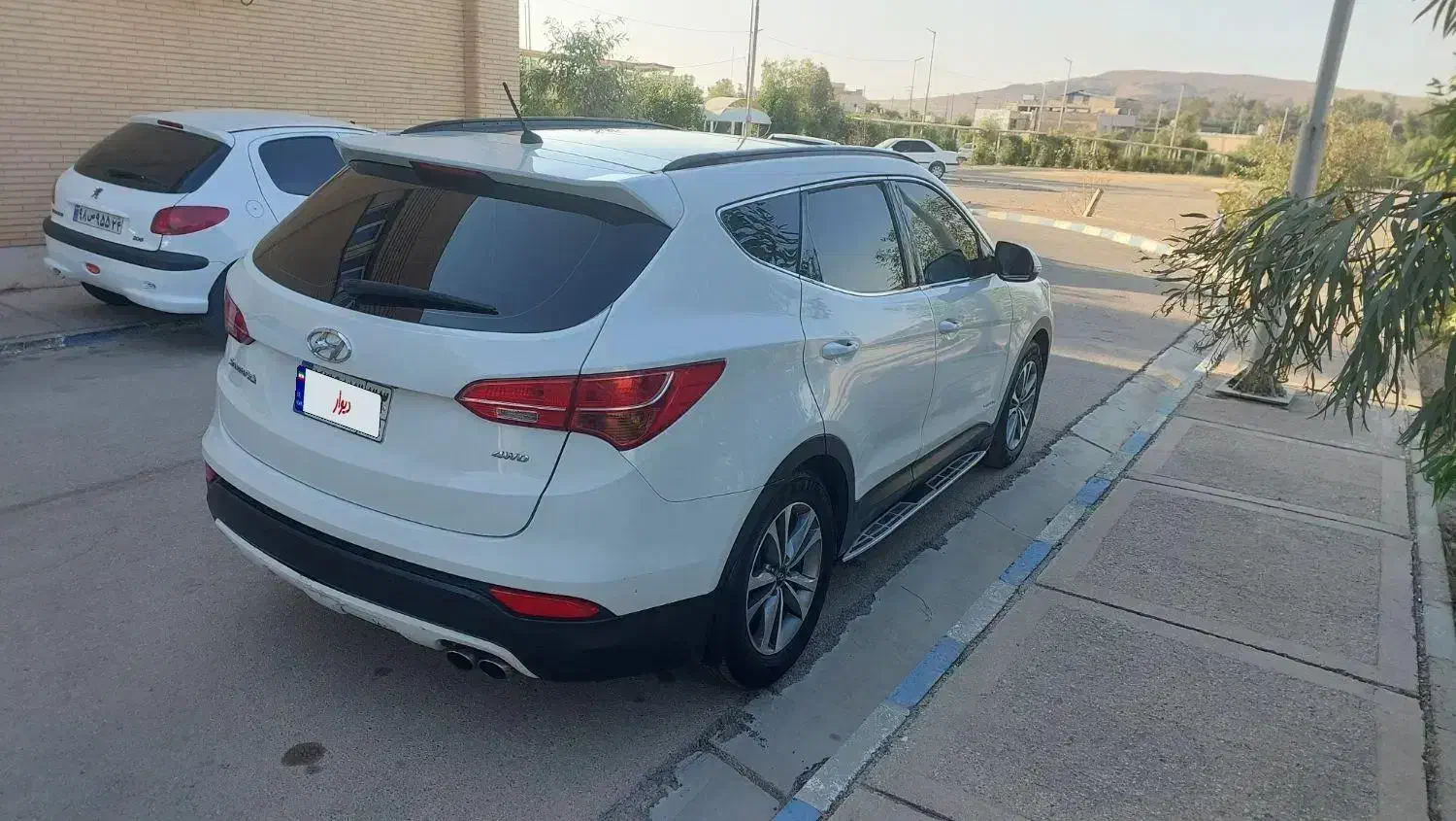 سانتافه ۲۰۱۵ خلیج نیمه فول|خودرو سواری و وانت|اهواز, کوی آغاجاری|دیوار