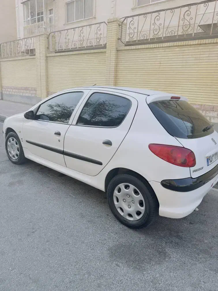 206تیپ 2|خودرو سواری و وانت|صدرا-فارس, فاز ۱|دیوار