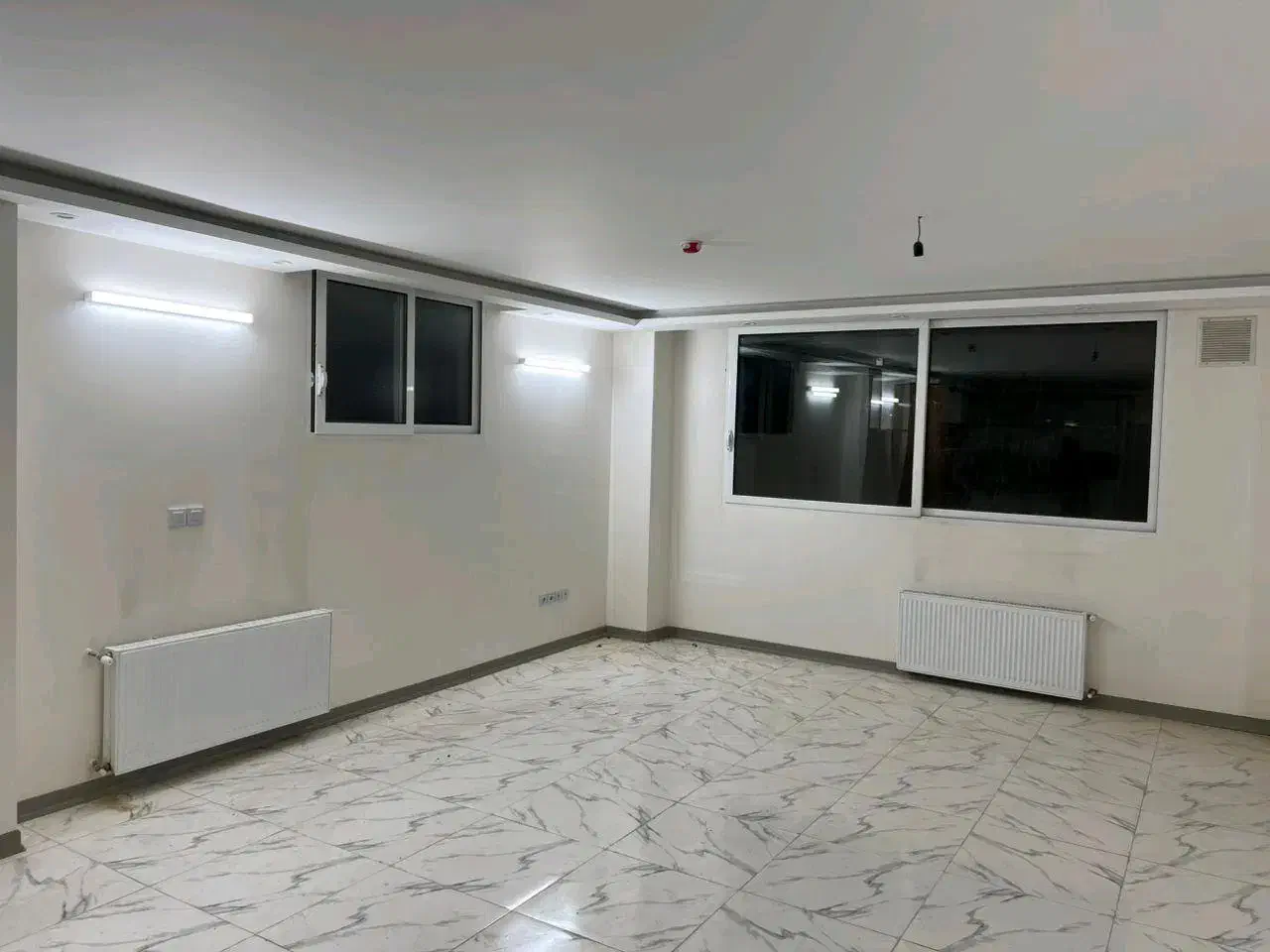 آپارتمان نوساز 125 متری خ باهنر / خ هدایت|اجارهٔ آپارتمان|اصفهان, شمس آباد|دیوار