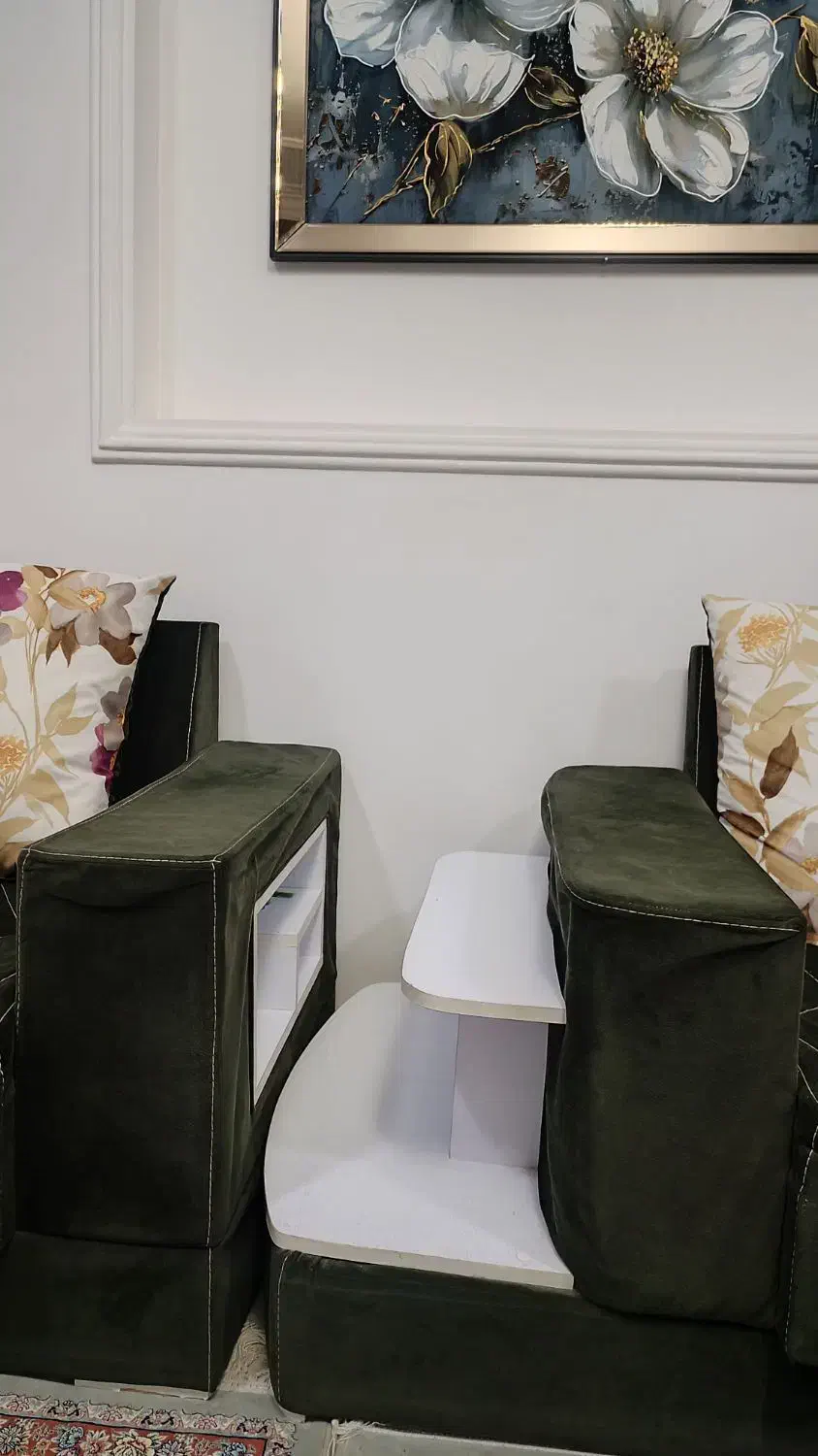 مبل ال کاملا سالم وتمیز|مبلمان خانگی و میز عسلی|رشت, معلولین|دیوار