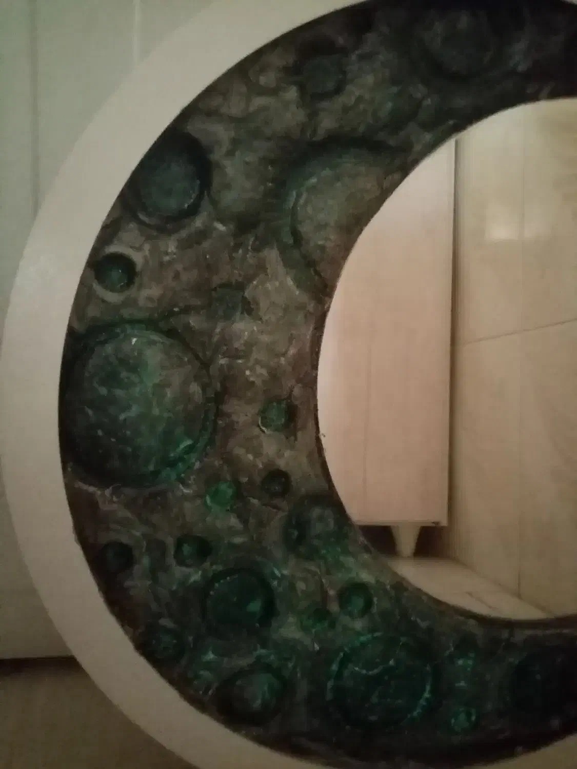 آینه ماه|آینه|بیرجند, |دیوار