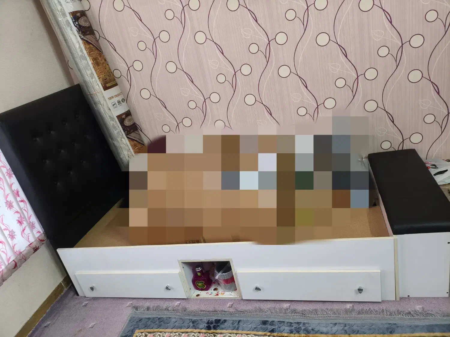 تخت یک نفره|تخت و سرویس خواب|شیراز, درکی|دیوار