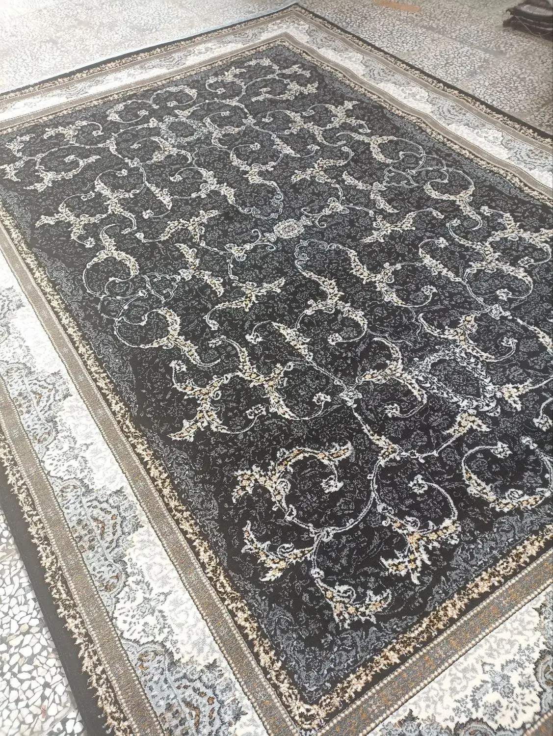 قالی فرش چکی و شرایطی|فرش|سیرجان, |دیوار