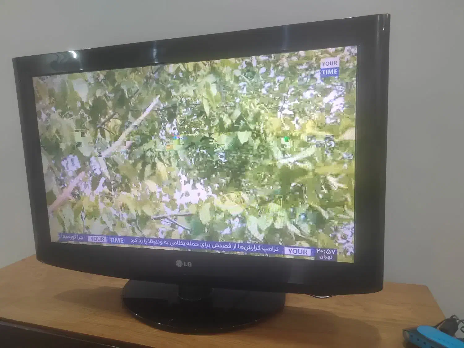 تلویزیون ال جی 32 اینج تر و تمیز و بدون ایراد|تلویزیون و پروژکتور|تهران, سنگلج (شاپور)|دیوار
