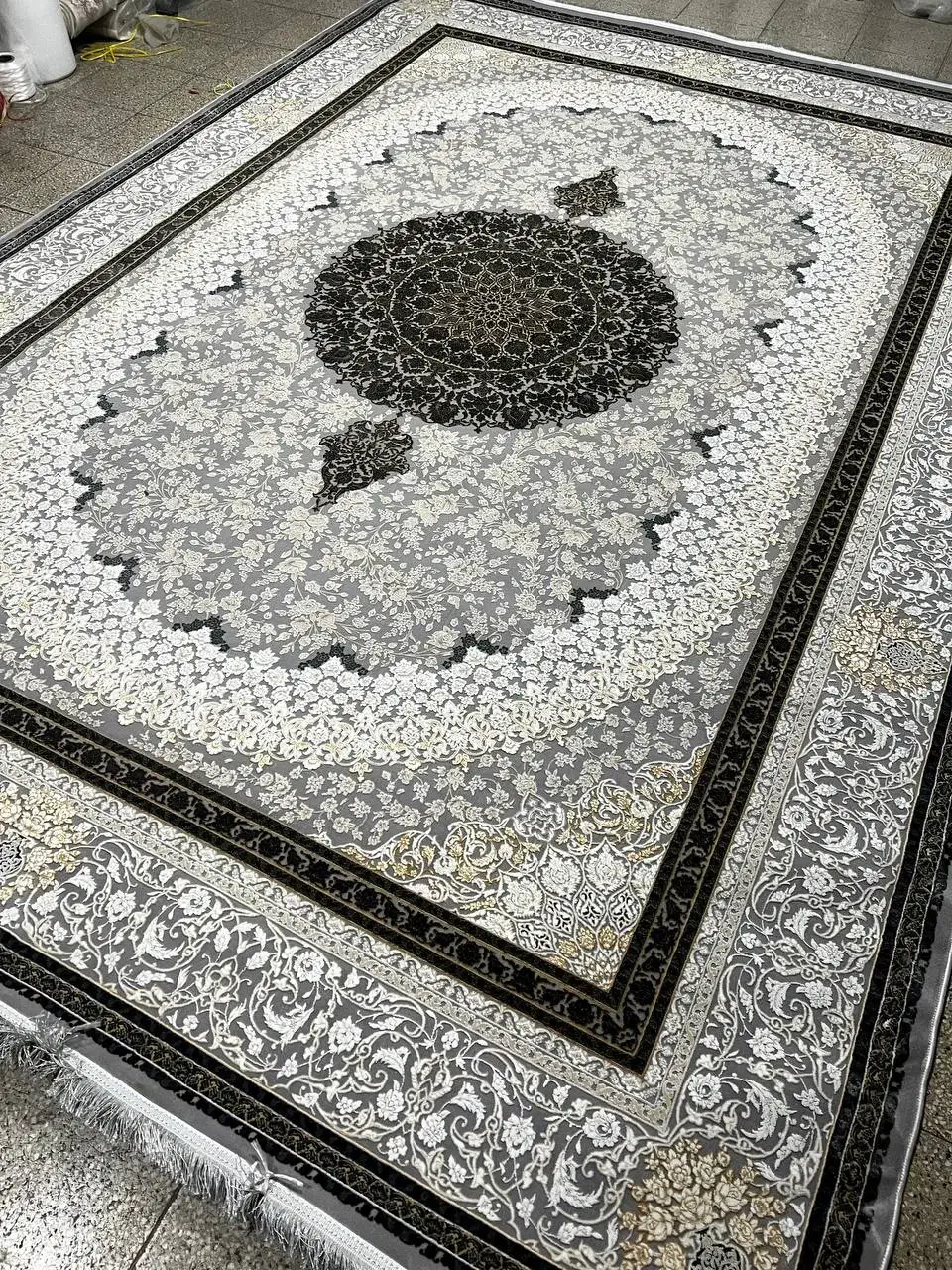فرش تمام نخ ۱۲متری/ 700 شانه/ ارسال ابادان|فرش|آبدان, |دیوار