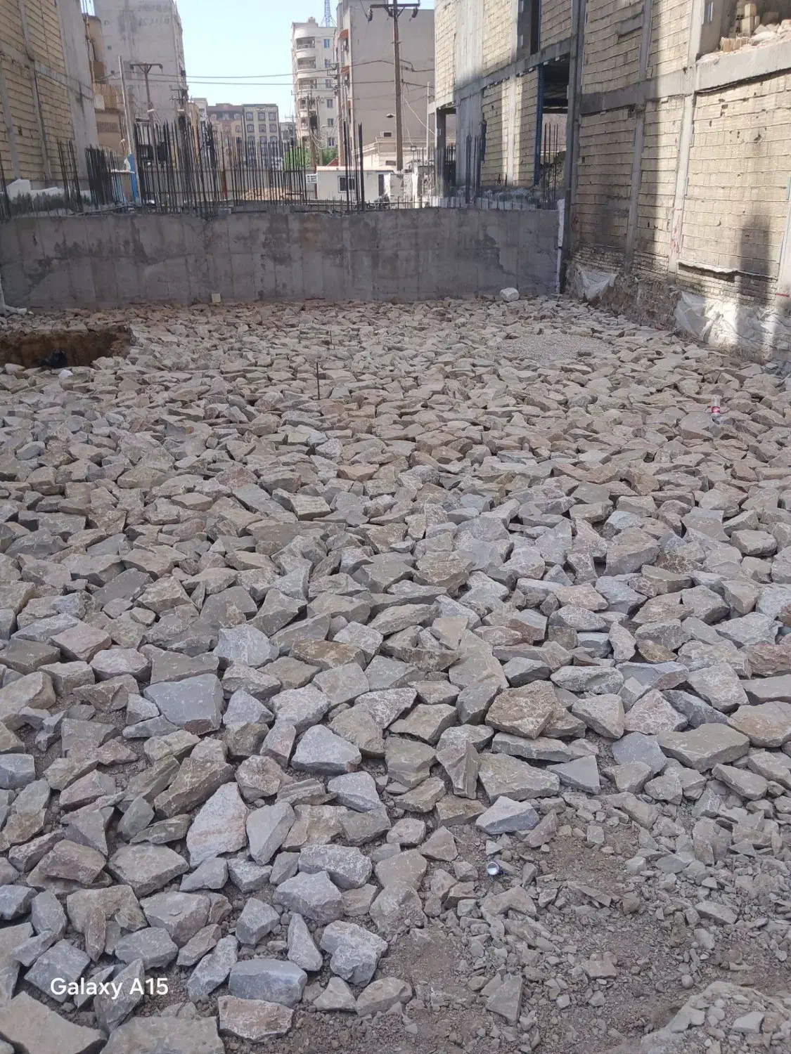 تخریب گودبرداری کف سازی بتن سنگ کاری|خدمات پیشه و مهارت|اهواز, کیانپارس |دیوار