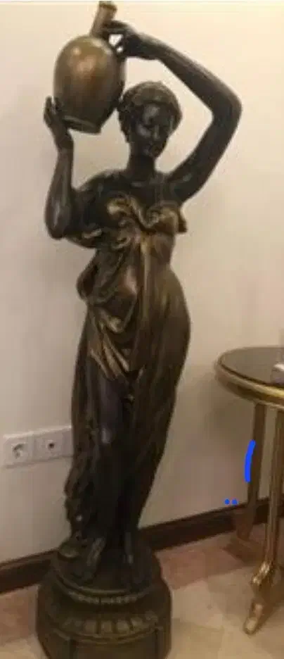 مجسمه بسیار زیبای بانو|مجسمه، تندیس، ماکت|کرمانشاه, |دیوار