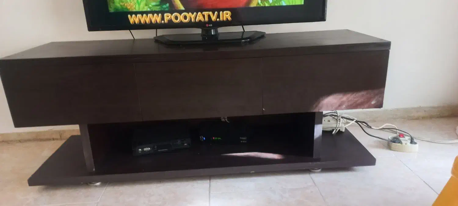 صندلی و میز غذا خوری|میز و صندلی غذاخوری|ساری, |دیوار