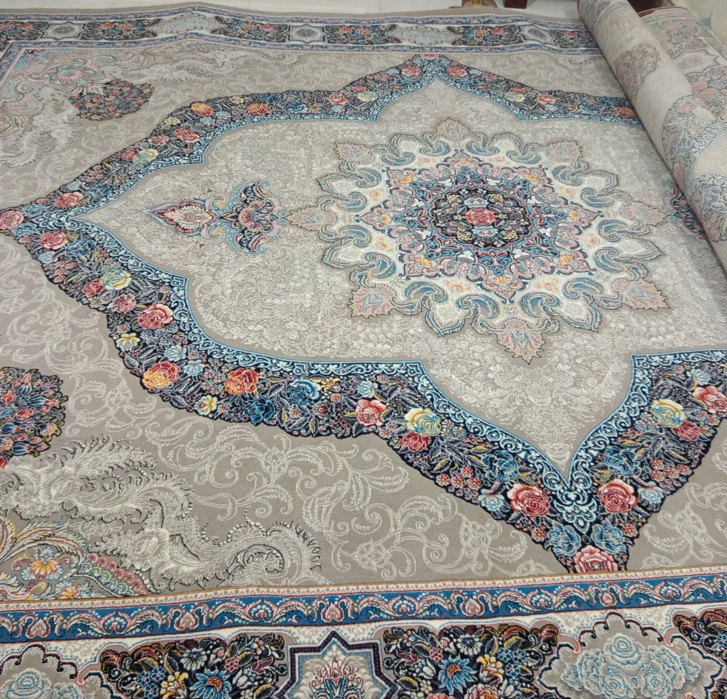 دو عدد فرش ۱۲ متری|فرش|احمدآبادمستوفی, |دیوار