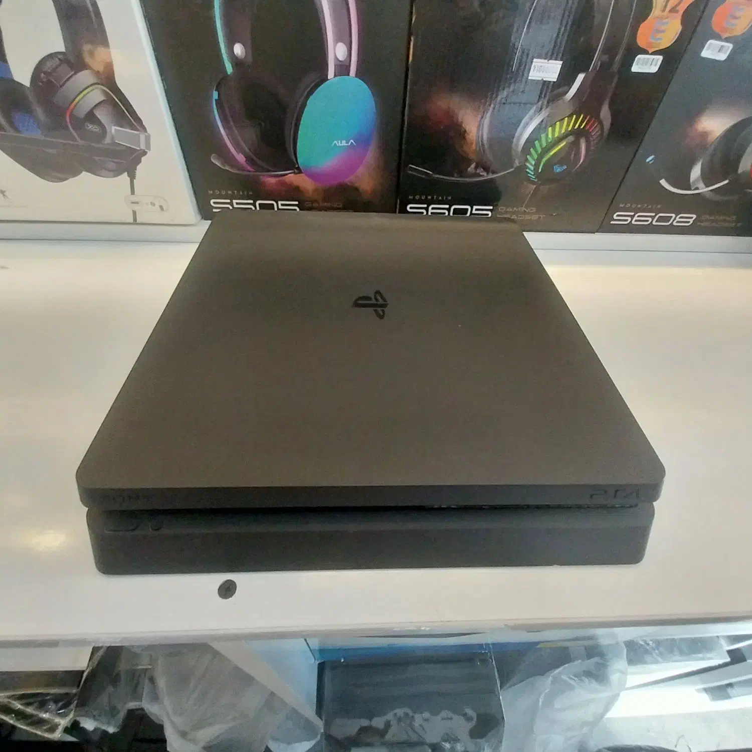 ps4 slim|کنسول، بازی ویدئویی و آنلاین|آبیک, |دیوار