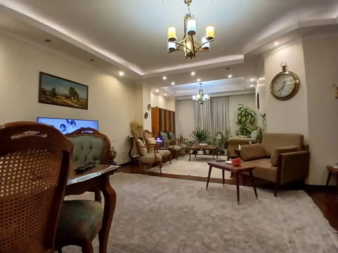 ۱۱۰ متر ۳ خوابه شریعتی ابتدای پاسداران