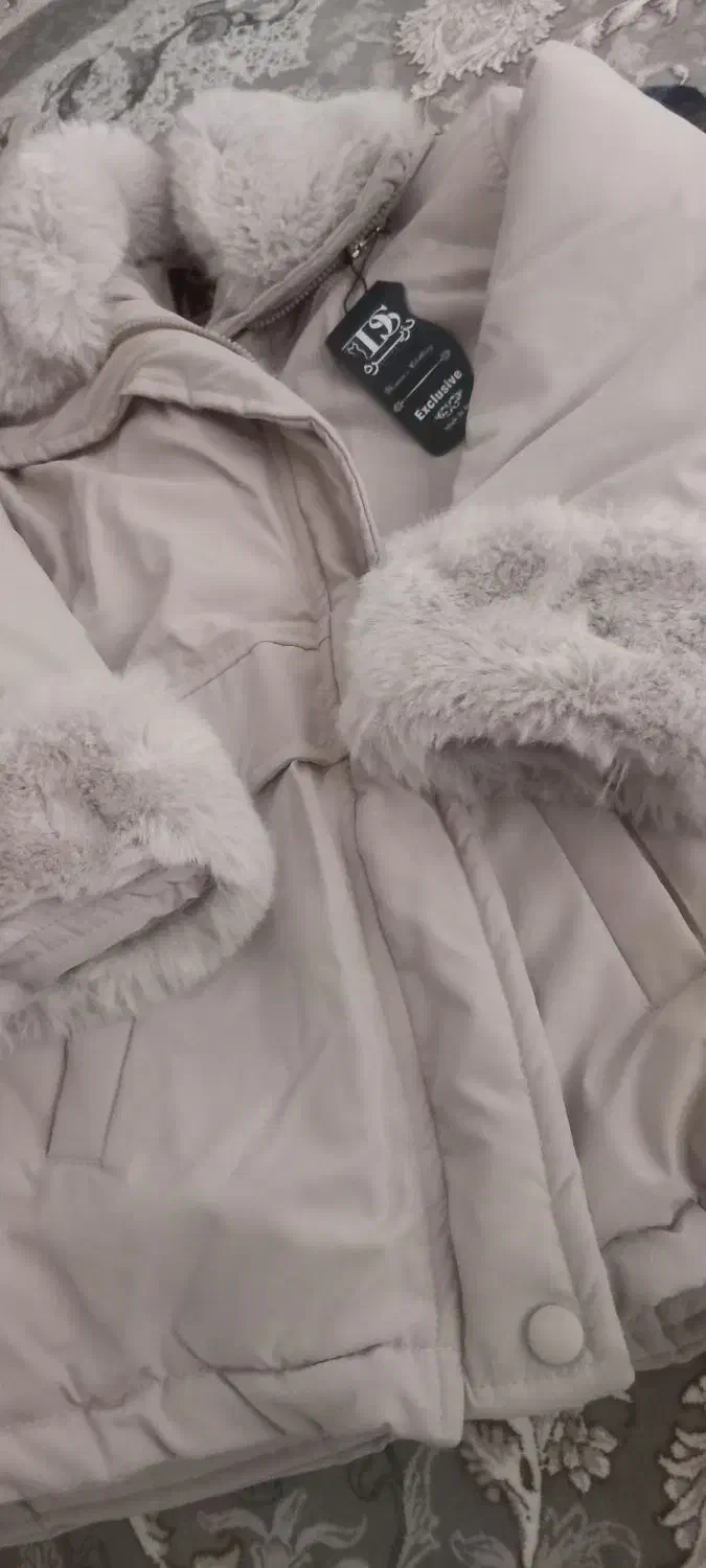 کت زمستانه...اصلا استفاده نشده مارکش هم روش هست|لباس|لالجین, |دیوار