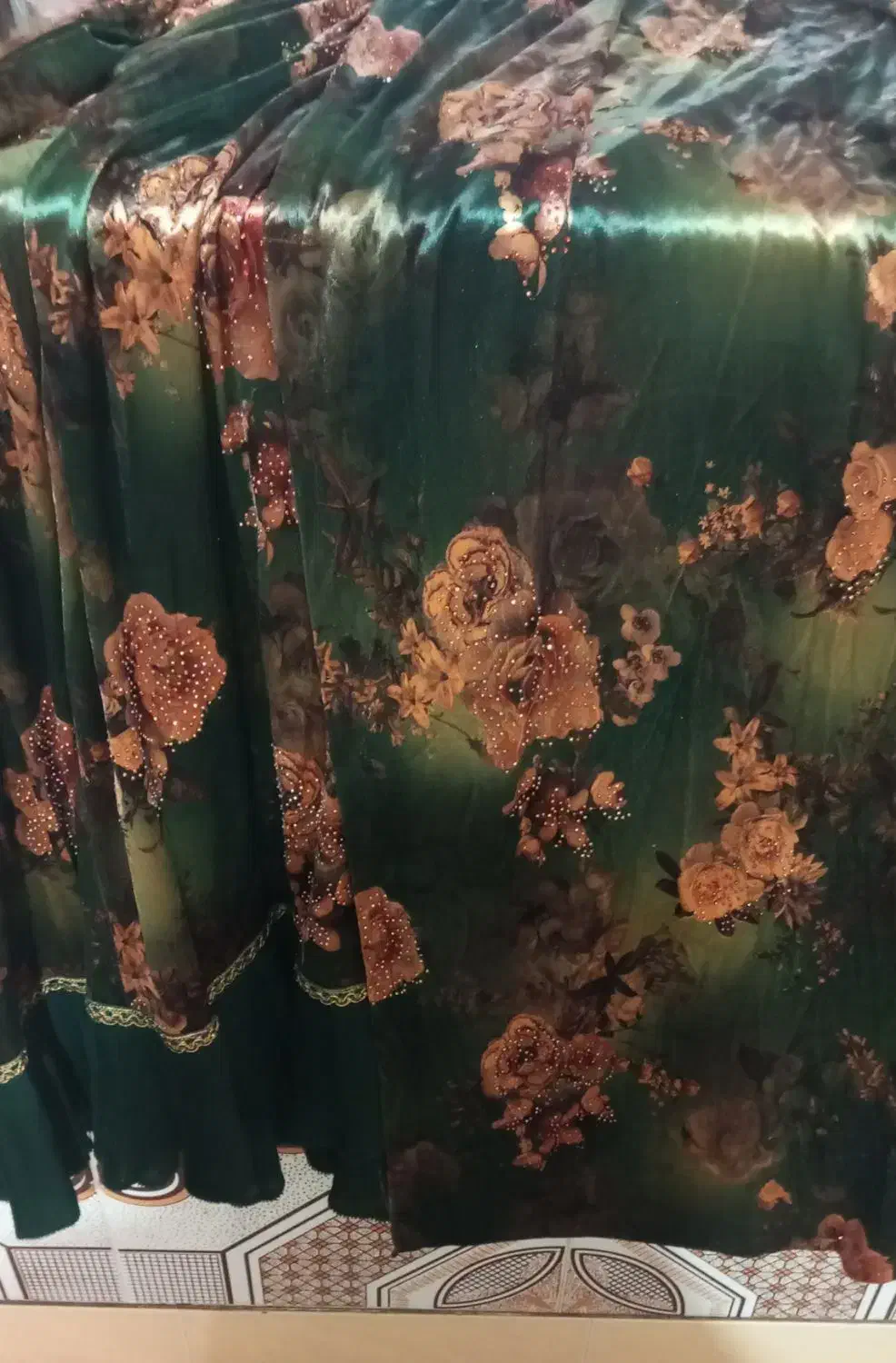 لباس محلی مخمل|لباس|یاسوج, |دیوار