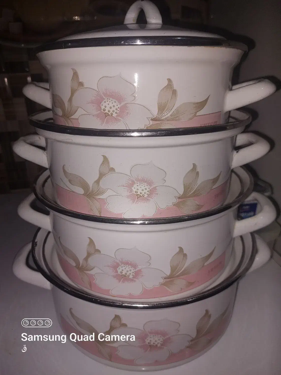 قابلمه لعابی قدیمی|ظروف پختوپز|هندیجان, |دیوار