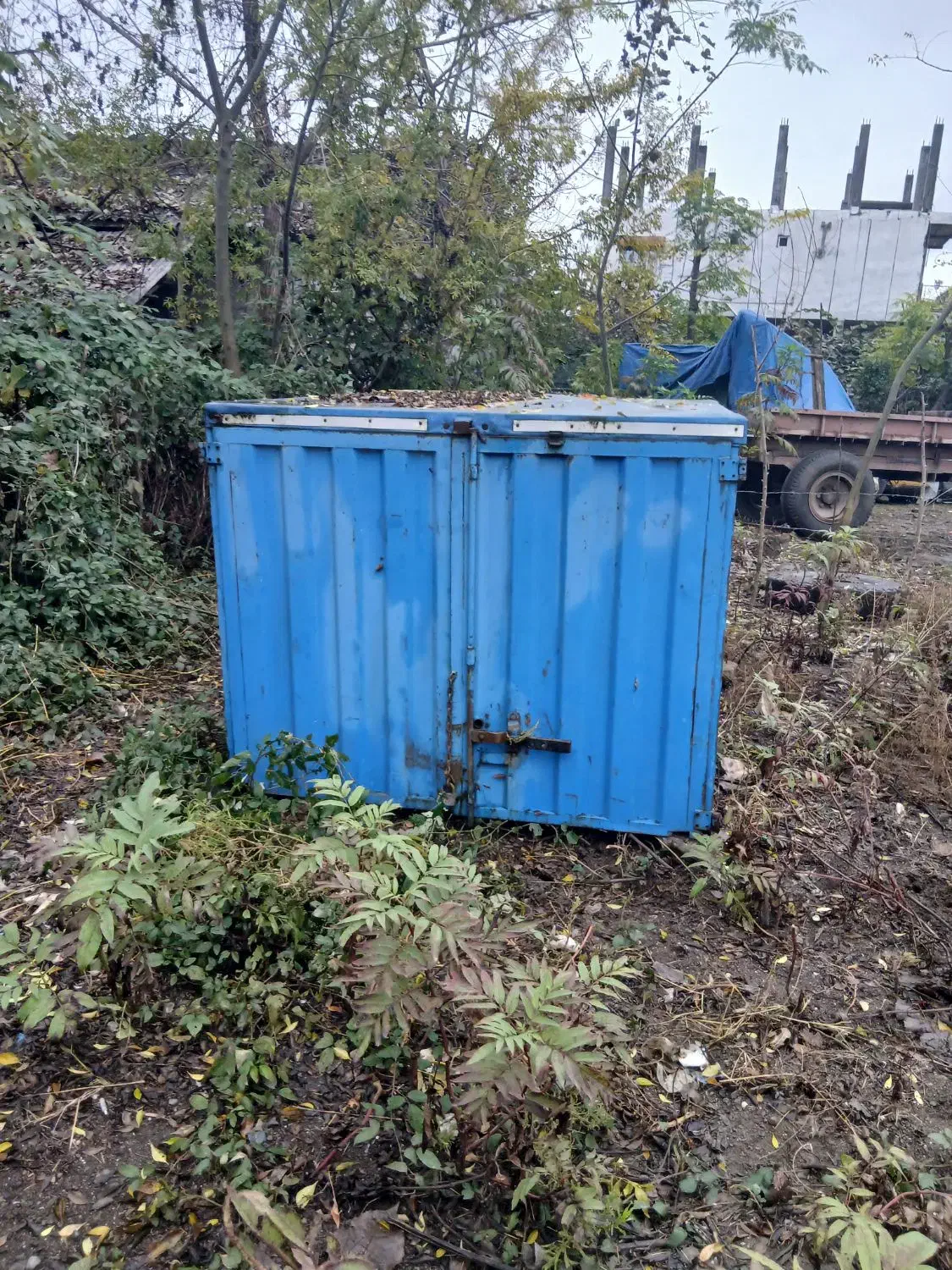 اتاق بالای نیسان سالم و تمیز|قطعات یدکی و لوازم جانبی|حویق, |دیوار