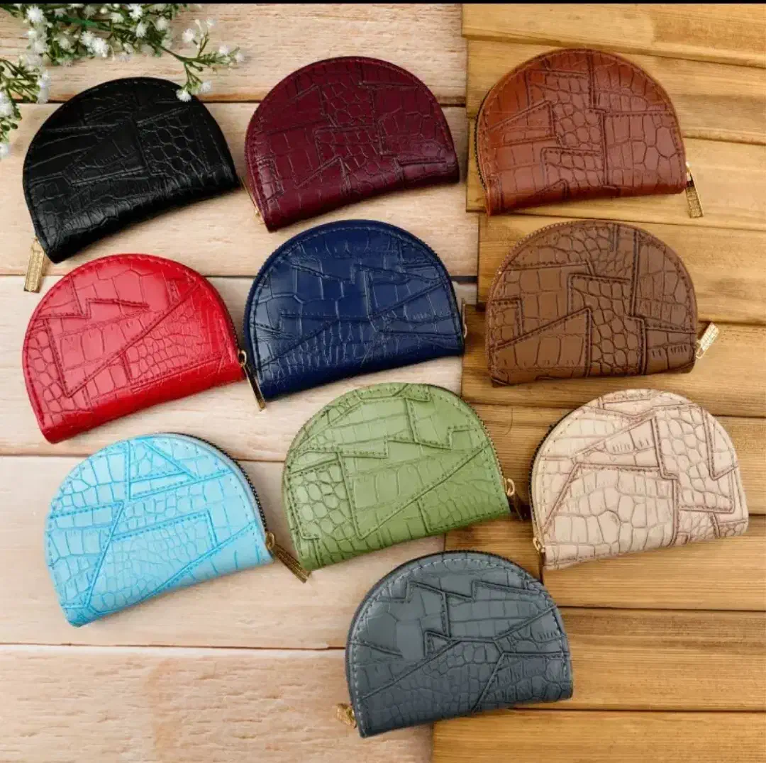 جاکارتی عمده|کیف، کفش، کمربند|اصفهان, ملک‌شهر|دیوار