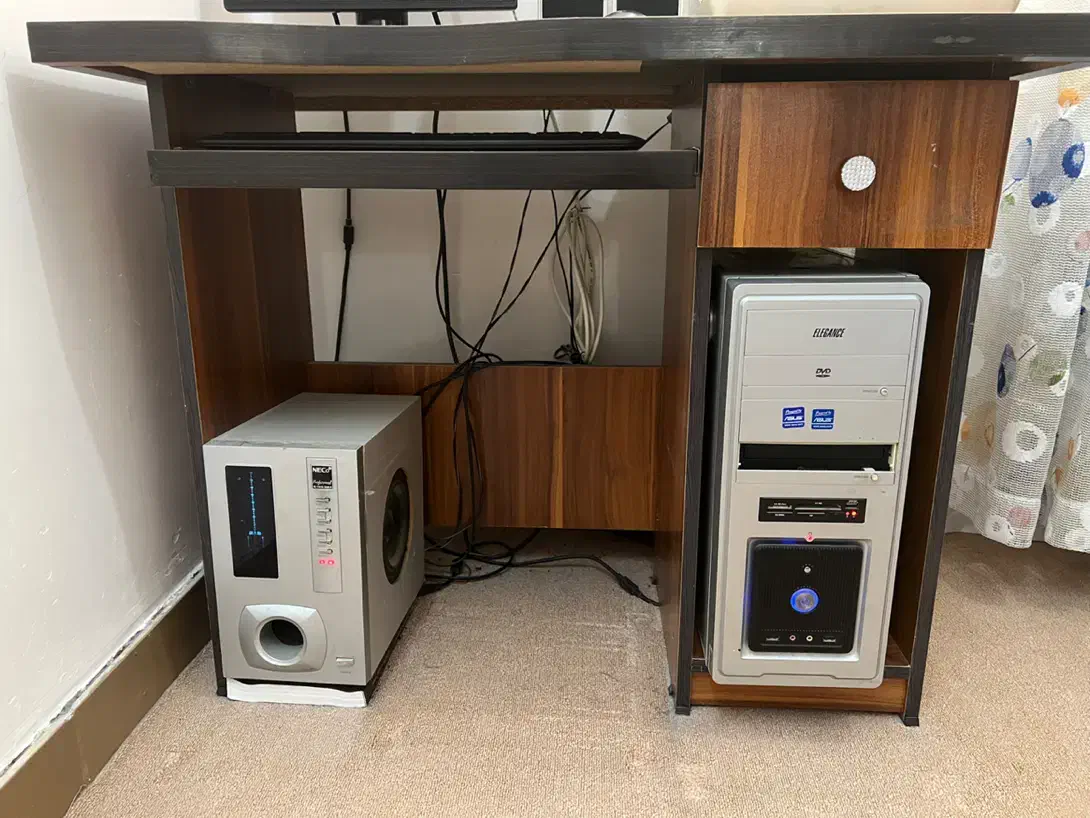 میز کامپیوتر|میز تحریر و کامپیوتر|بندرعباس, |دیوار