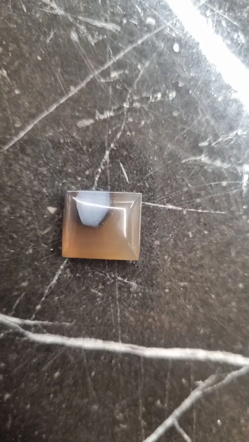 سنگ|کلکسیون اشیاء عتیقه|بیرجند, |دیوار