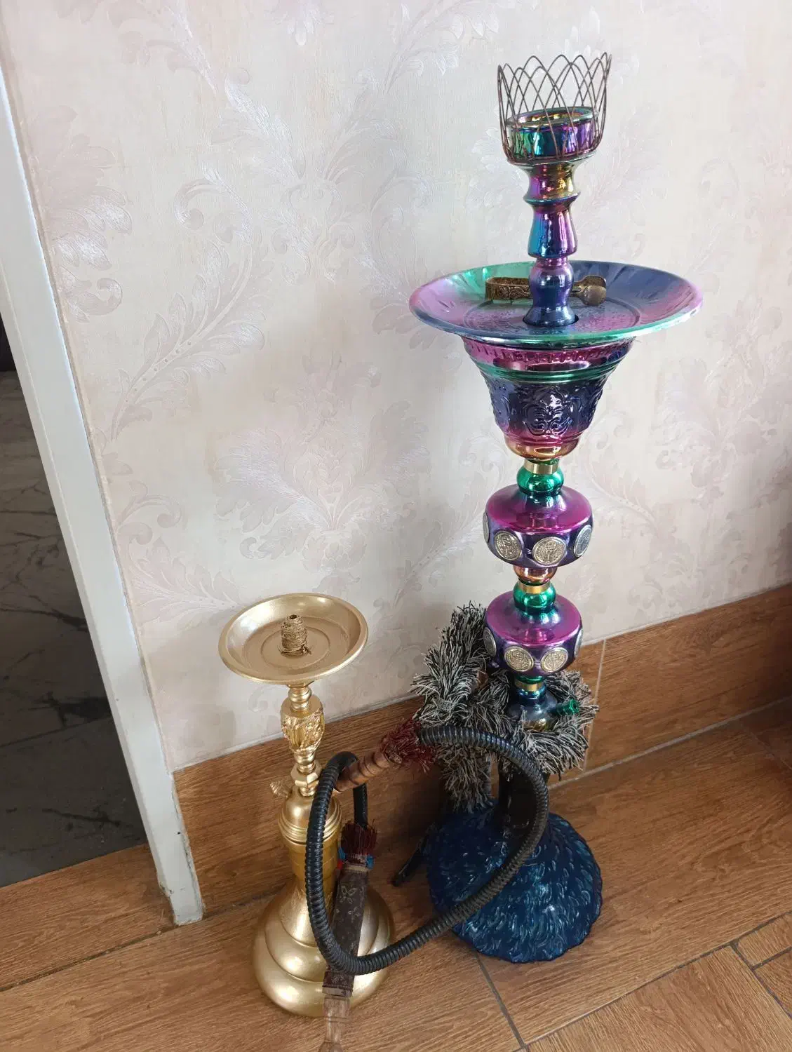 قلیان هولوگرامی و طلایی|کلکسیون و سرگرمی|شیراز, محراب|دیوار