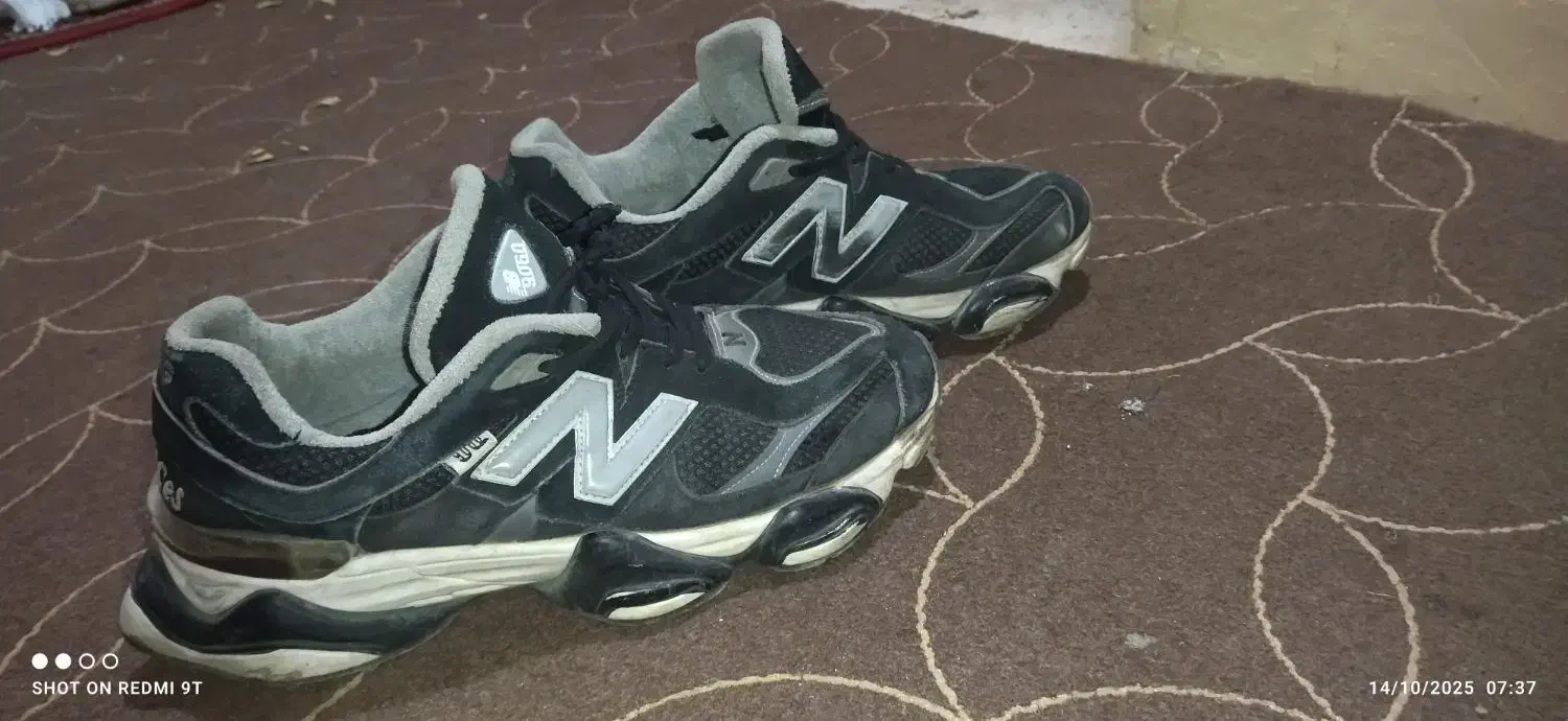 xکتونی اورجینال نیوبالانس۹۰۶۰|کیف، کفش، کمربند|تایباد, |دیوار