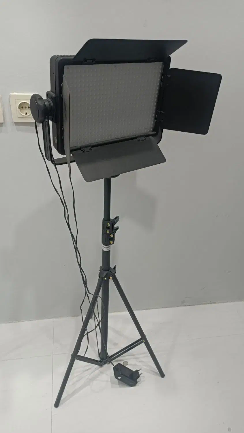 نور led ثابت آتلیه‌ای Godox 500|دوربین عکاسی و فیلم‌برداری|مشهد, اقبال|دیوار