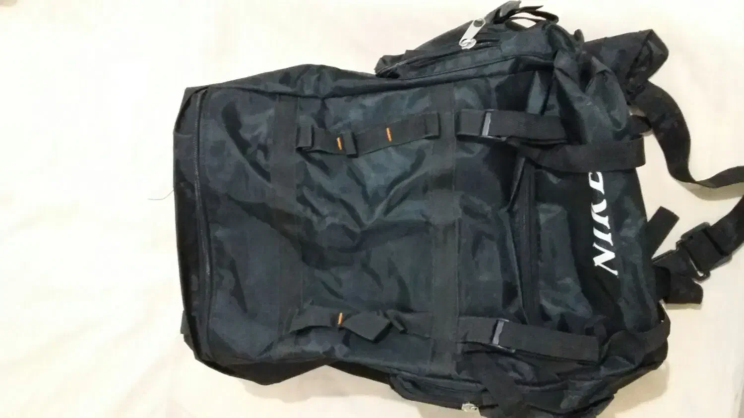 کوله پشتی مشکی بزرگ|کیف، کفش، کمربند|قم, امامزاده ابراهیم|دیوار