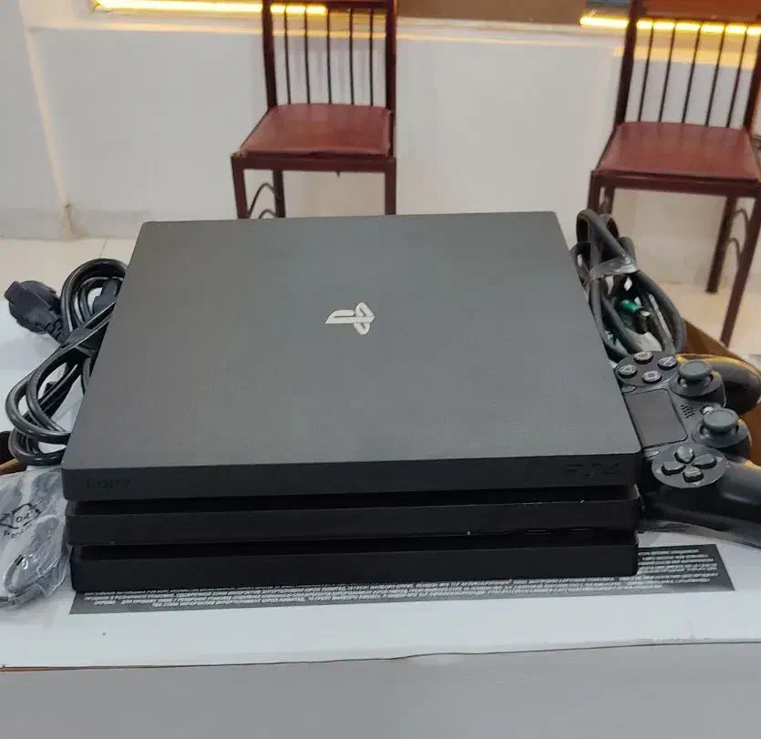 ps4 pro|کنسول، بازی ویدئویی و آنلاین|زاهدان, |دیوار