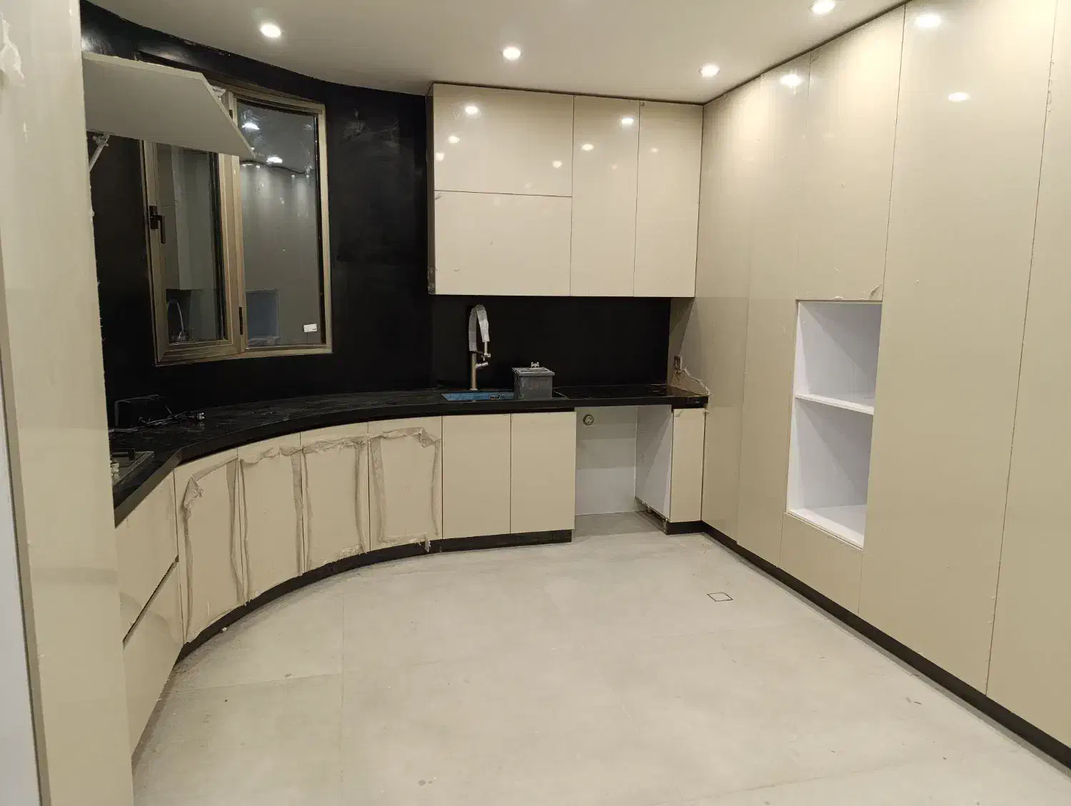 کابینت کمد دیواری تعمیرات وتغیرات|خدمات پیشه و مهارت|صدرا-فارس, فاز ۱|دیوار