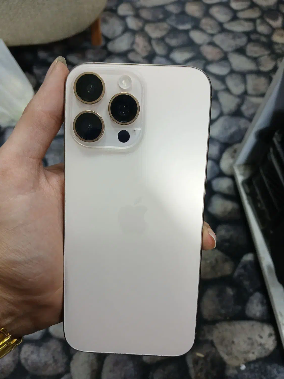 16promax|موبایل|گلستان (تهران), |دیوار