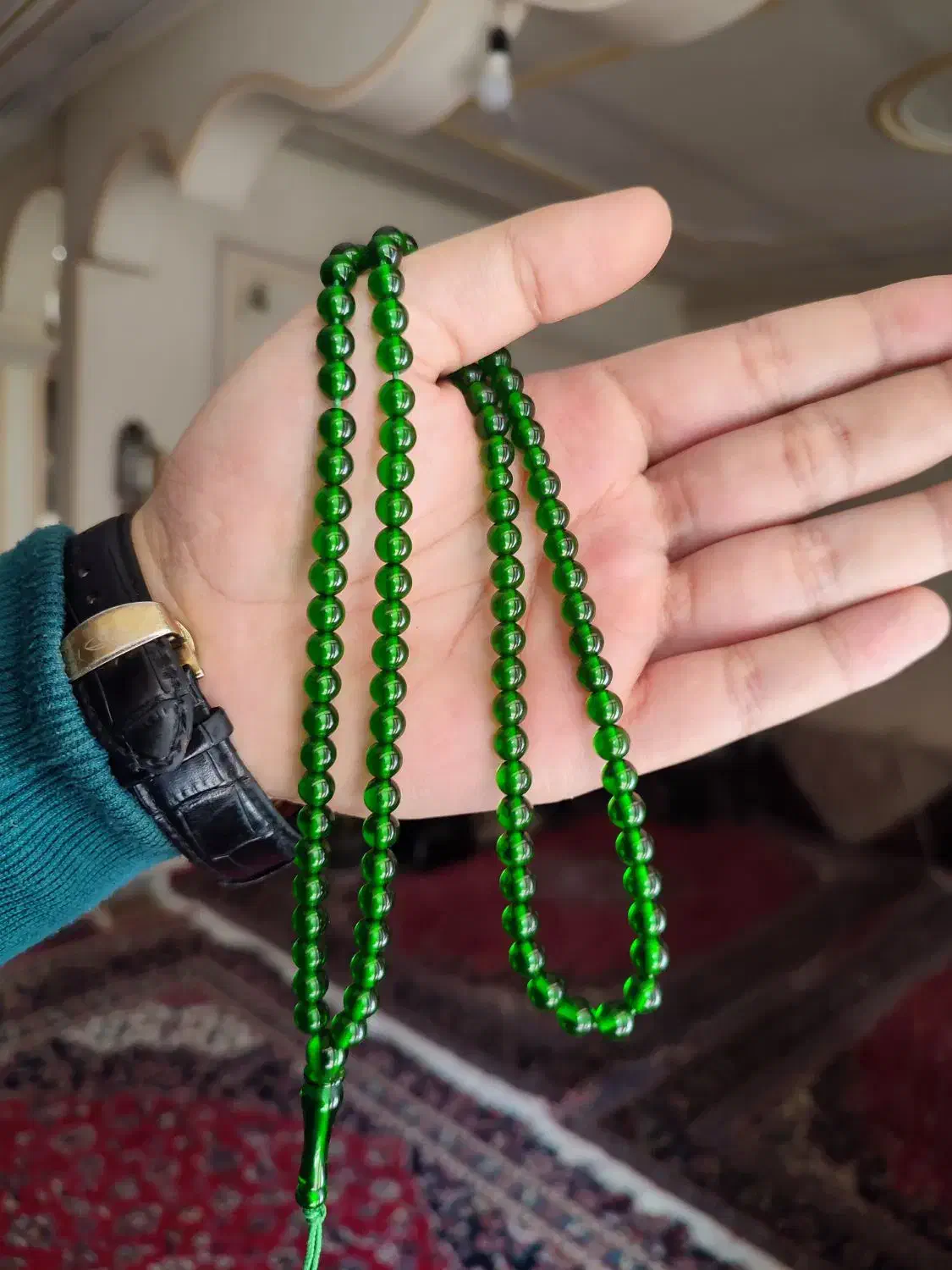 تسبیح سندلوس|کلکسیون اشیاء عتیقه|همدان, |دیوار