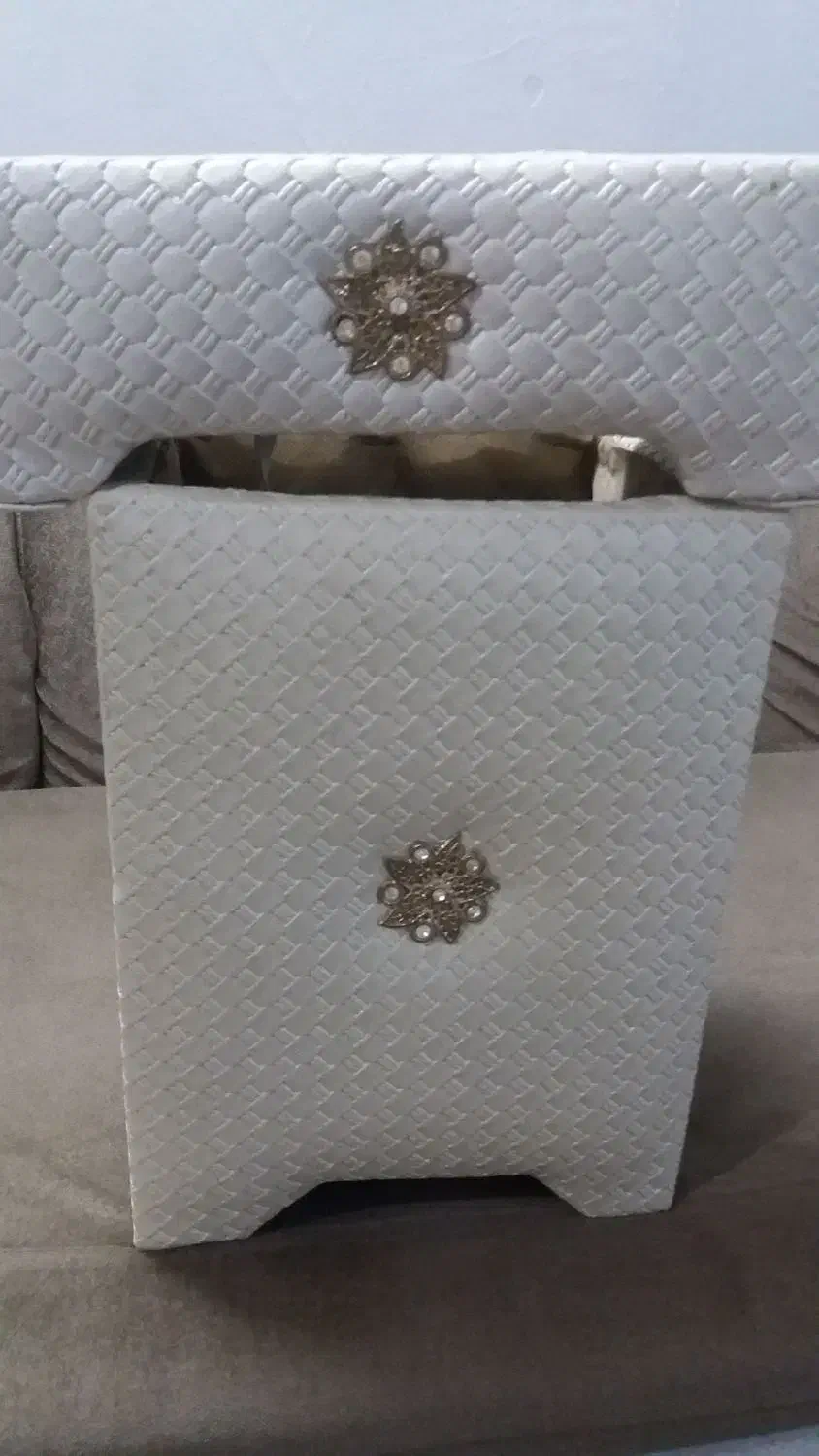 سطل اشغال اصل تزعینی باجادستمال کاغذی تمیز ونو|صنایع دستی و سایر لوازم تزئینی|چناران, |دیوار