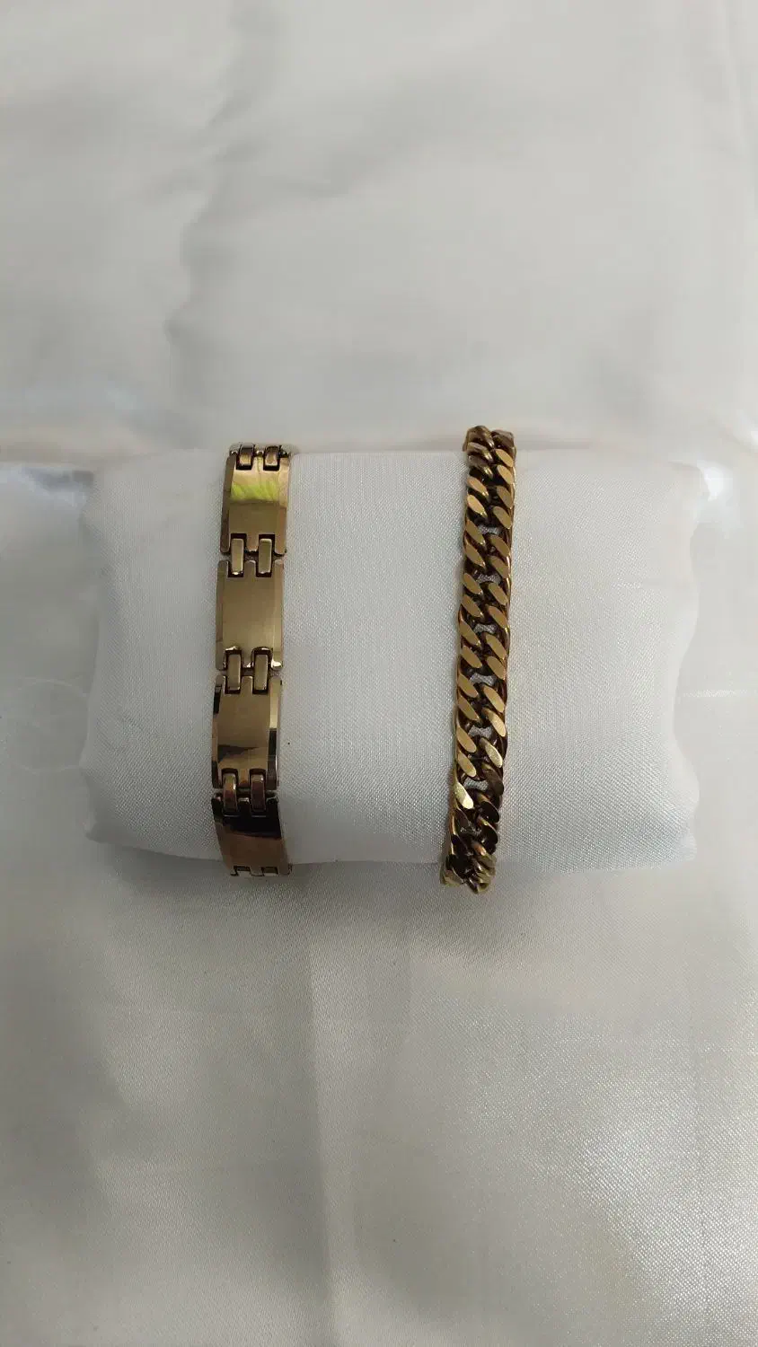 زنجیر گردنی و دستبند های رنگ ثابت|بدلیجات|قم, امامزاده ابراهیم|دیوار