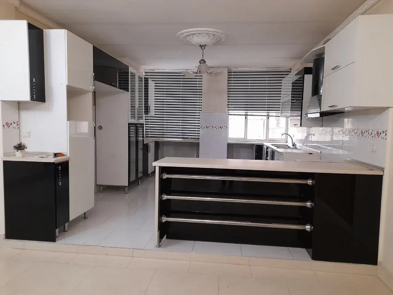 کابینت|مصالح و تجهیزات ساختمان|ارومیه, |دیوار