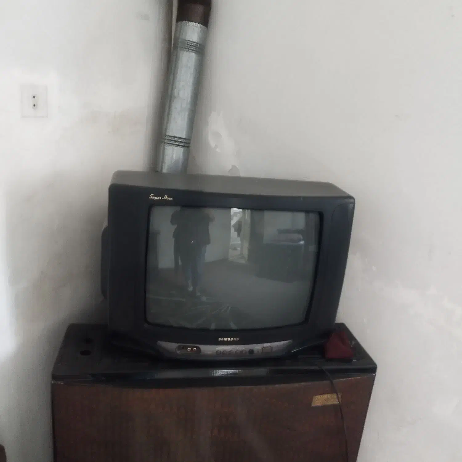 دو عدد تلویزیون سالم|تلویزیون و پروژکتور|اراک, |دیوار