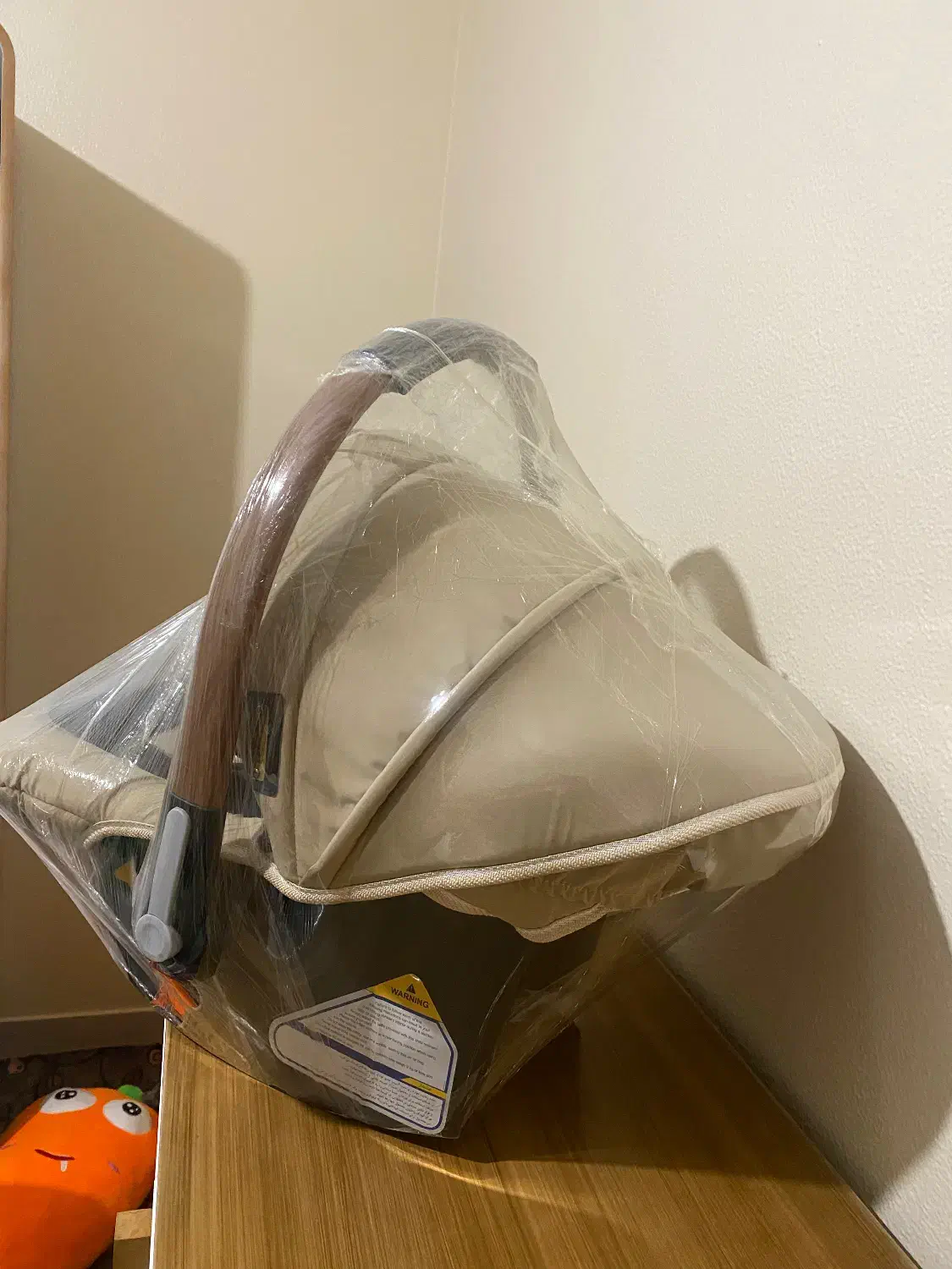 کریر|کالسکه و لوازم جانبی|پرند, فاز ۲|دیوار