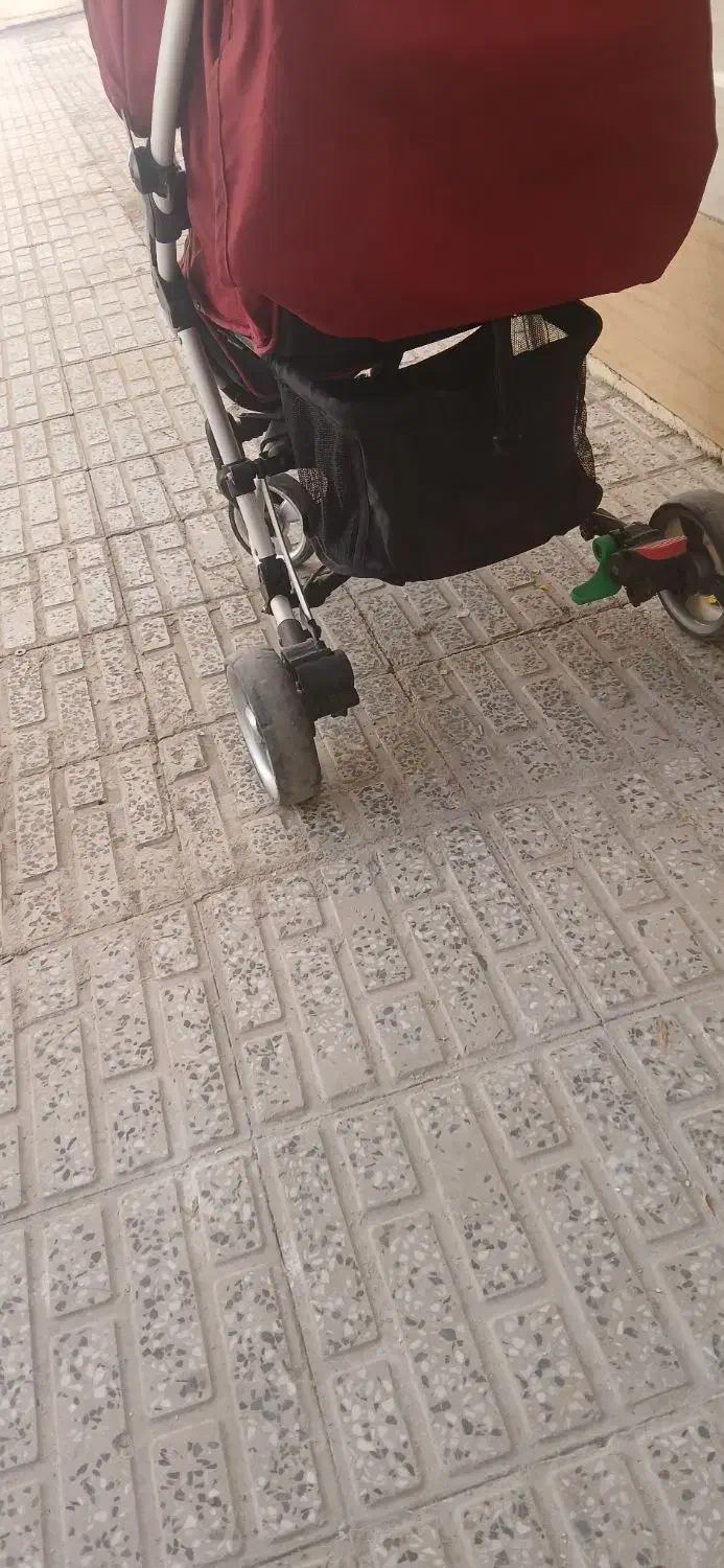 کالسکه عصایی فرانسوی|کالسکه و لوازم جانبی|اراک, |دیوار