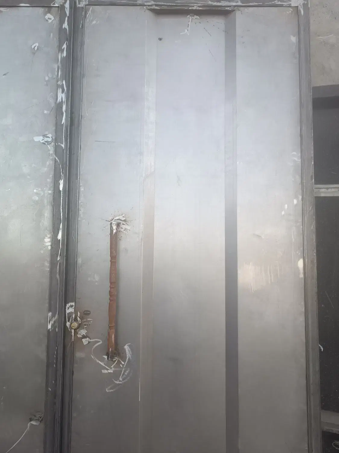 درب آهنی سه لنگه|مصالح و تجهیزات ساختمان|باغ بهادران, |دیوار