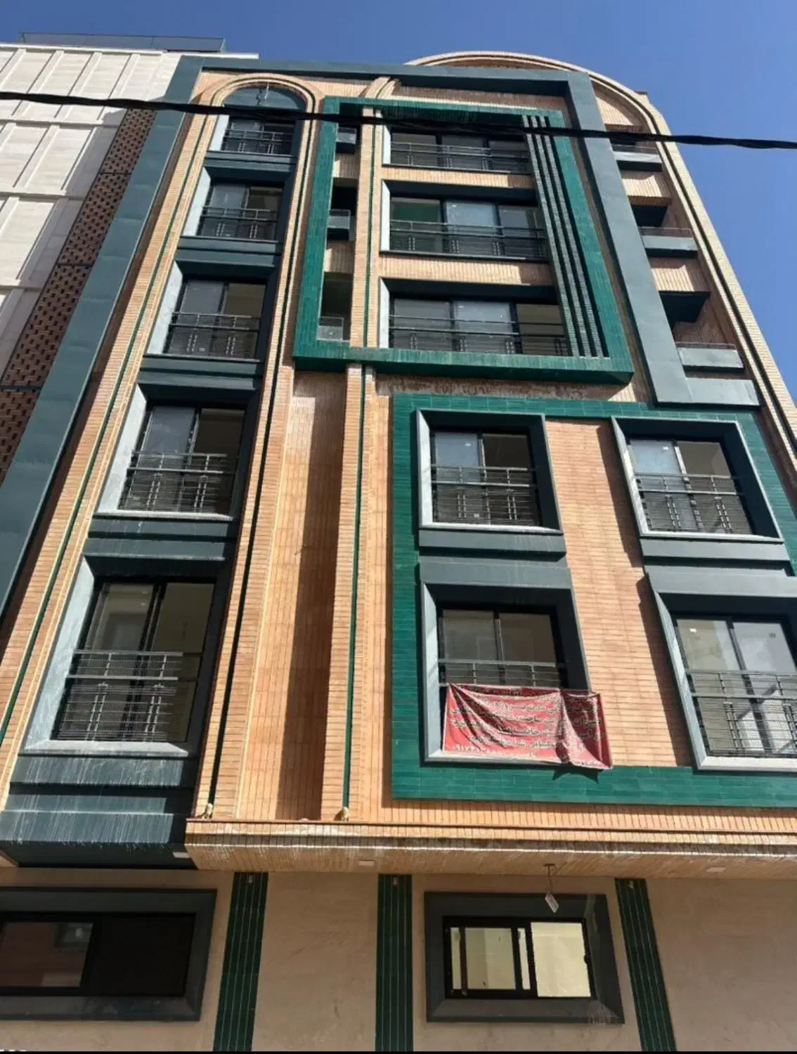 درب وپنجره های دوجداره توری پلیسه و...|مصالح و تجهیزات ساختمان|صدرا-فارس, باغشهر گلبهار صدرا|دیوار