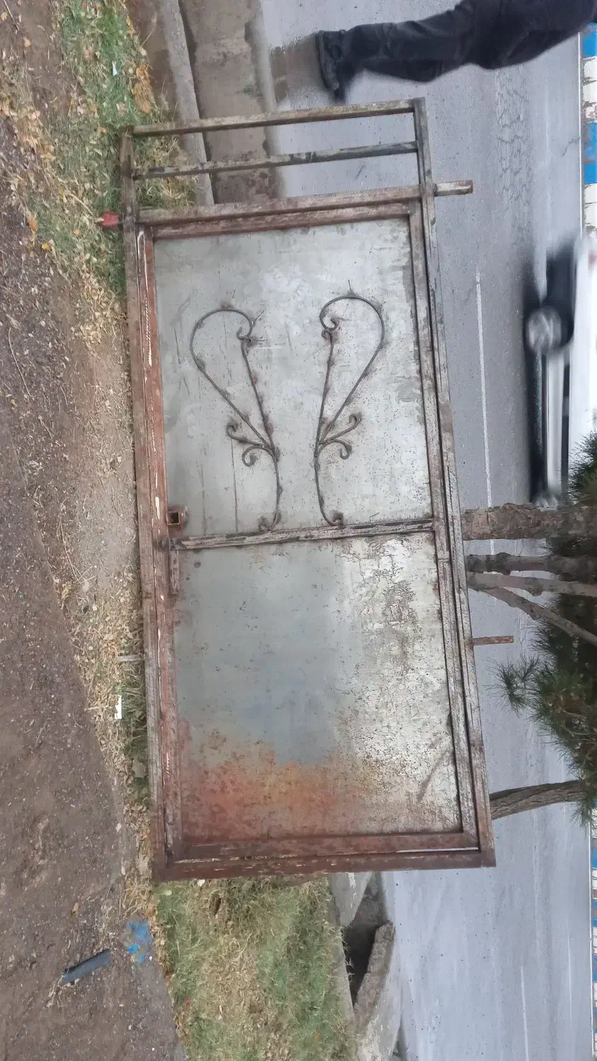 در باغ ،در گاراژ ،در حیاط .پنچره.|مصالح و تجهیزات ساختمان|تایباد, |دیوار